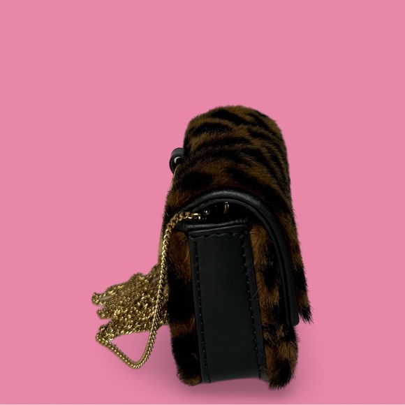 Fendi Sherling Zucca Baguette Nano Bag Charm - Picture 4 of 12